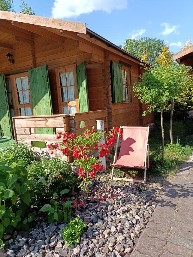 Hotel Osrodek Wypoczynkowy W Jeleniu Borne Sulinowo Exterior foto